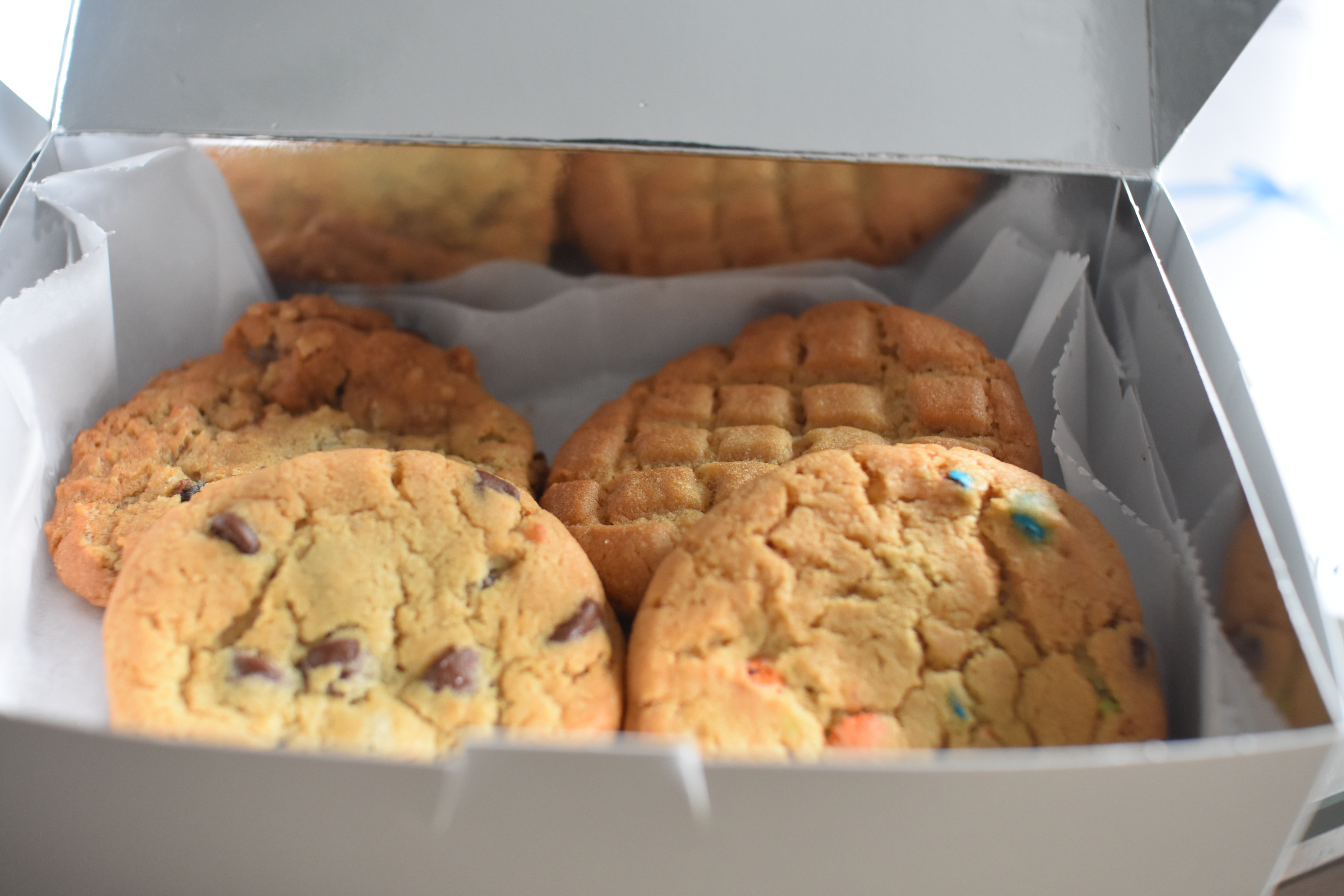 Tiff's-Treats-Warm-Cookies-Deivered