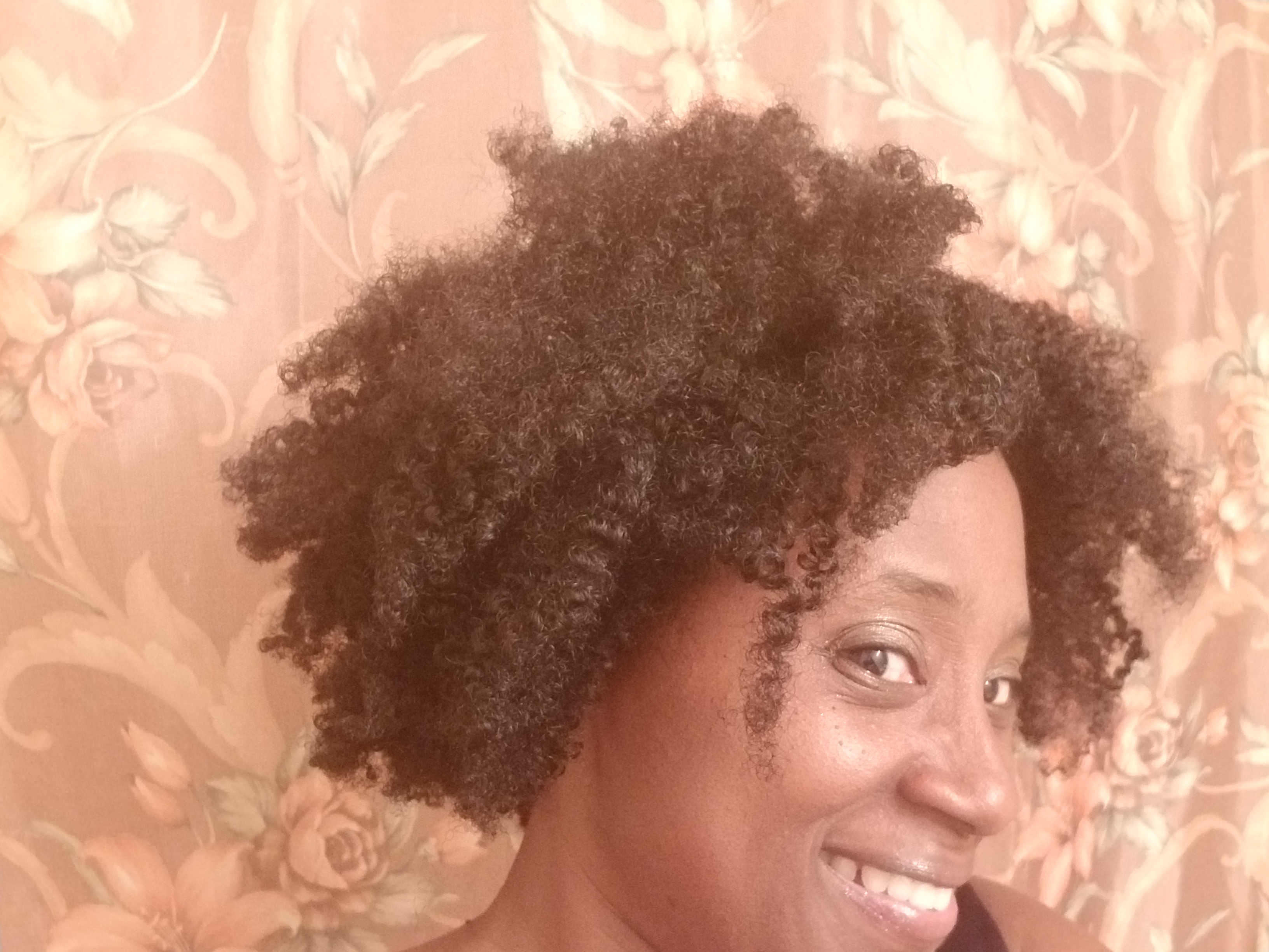 Defining-My-Curls-with-Smooth-'n-Shine